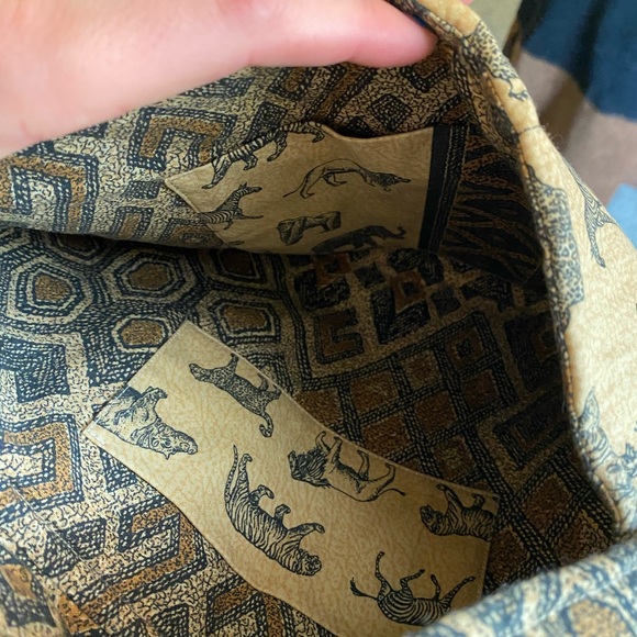 Safari African animal quilted shoulder purse - Picture 2 of 6